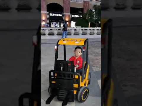 Kids ride on store forklift